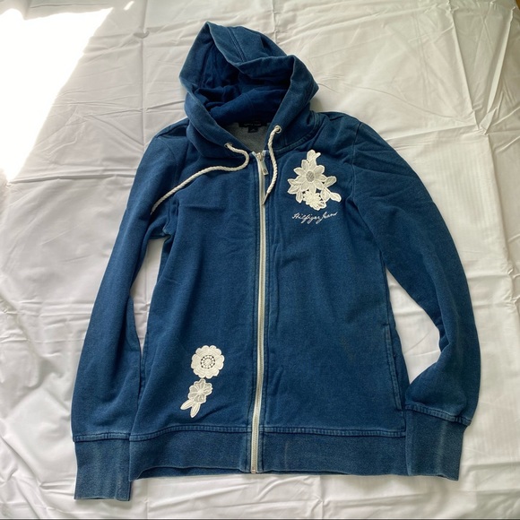 Tommy Hilfiger Sweater - Picture 1 of 3